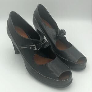 Aerosoles Black Pumps with Strap Closure | Women's Size 7.5B